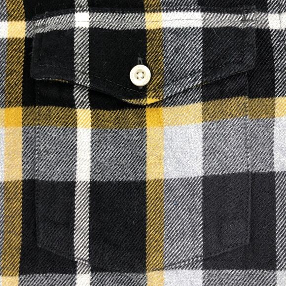 The North Face plaid flannel button up shirt - Picture 5 of 6